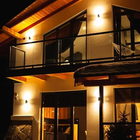 Ecoberghaus - Котеджне Містечко Bukovel Exterior photo