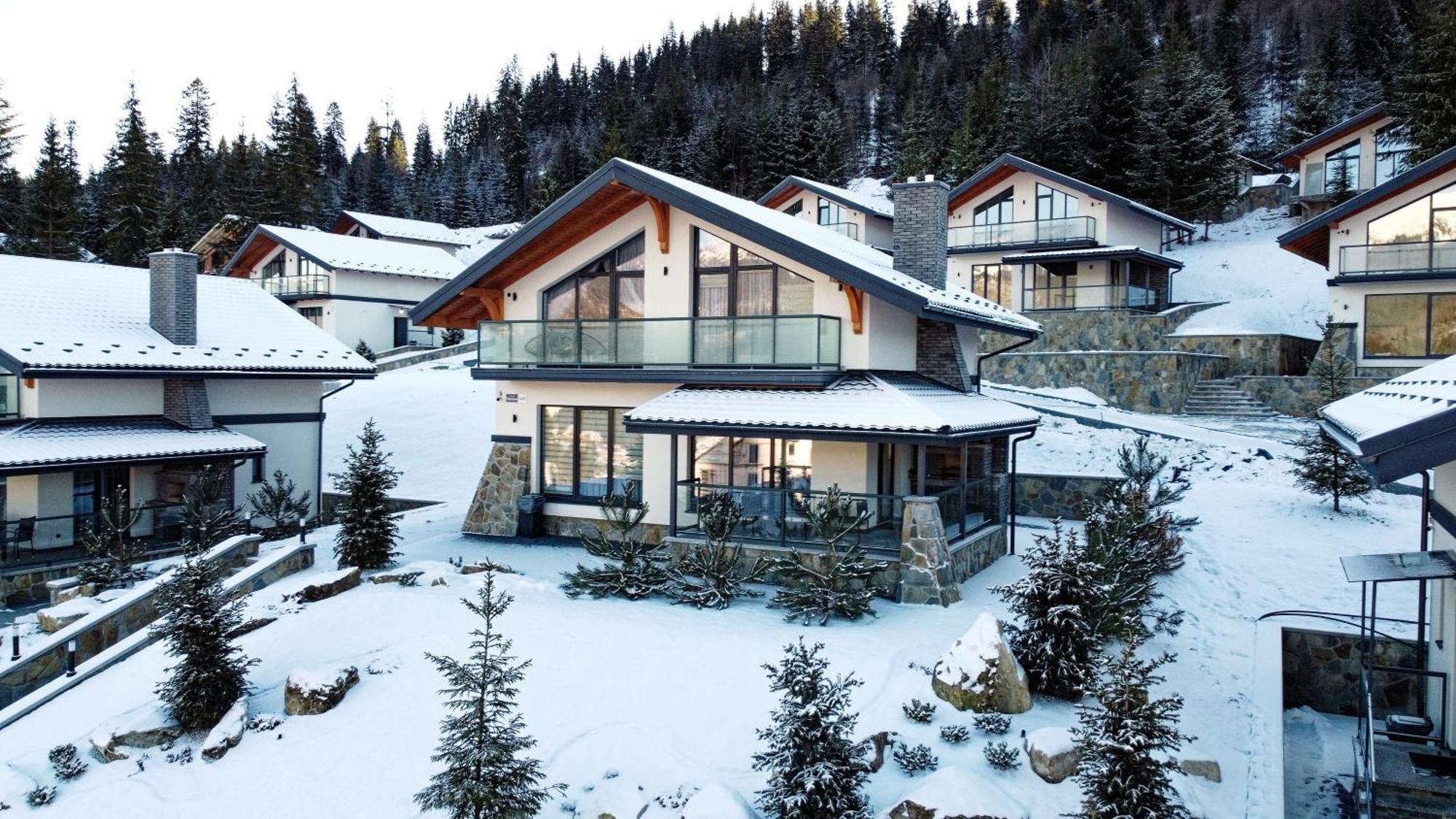 Chalet Ecoberghaus - котеджне містечко *